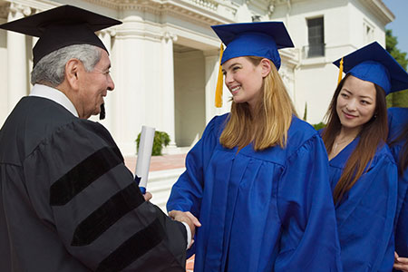 報考在職國際碩士讀幾年可以畢業,國家承認嗎? 報考在職國際碩士讀幾年可以畢業,國家承認嗎?