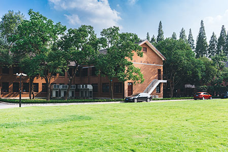 云南財經大學中外合作辦學碩士學費一覽表,附含金量 云南財經大學中外合作辦學碩士學費一覽表,附含金量